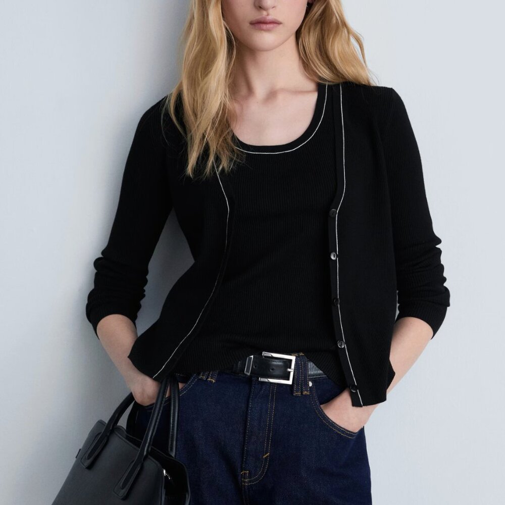 'Mango' V-neck knitted cardigan-Size S